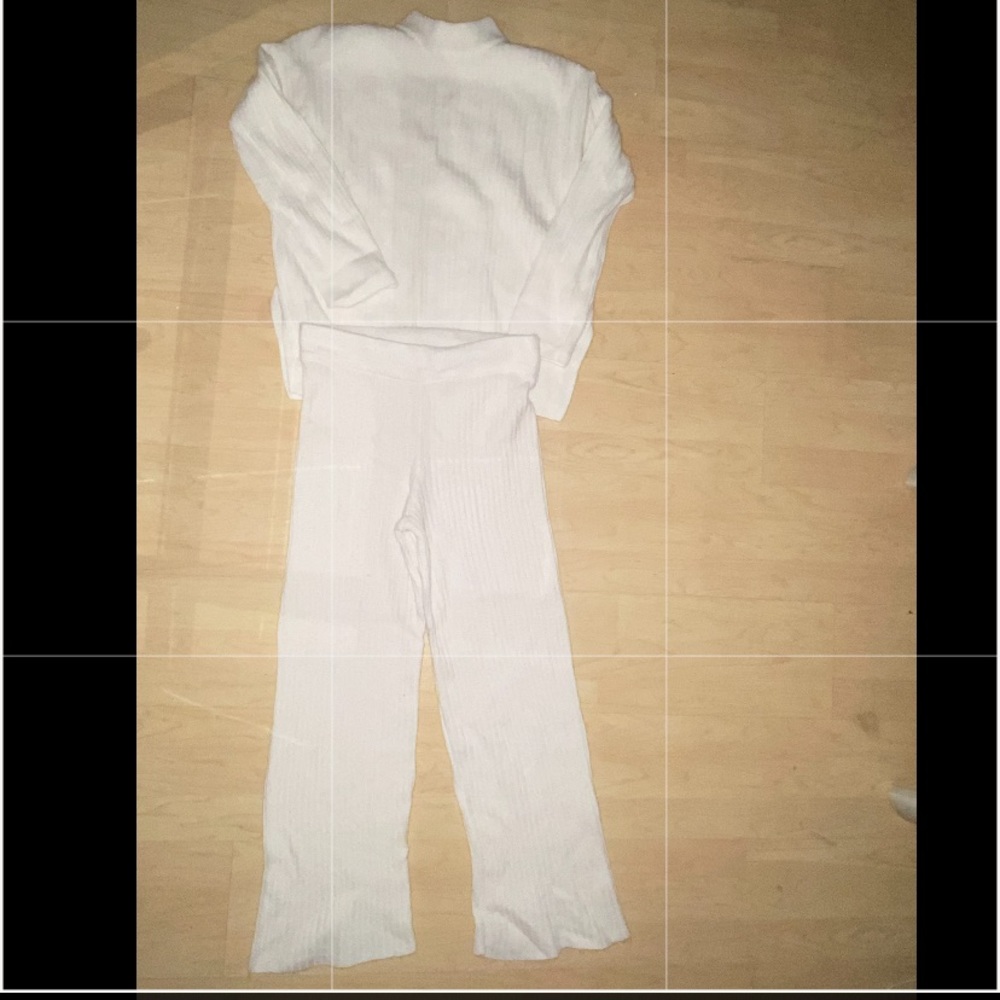 White H&M sweater set